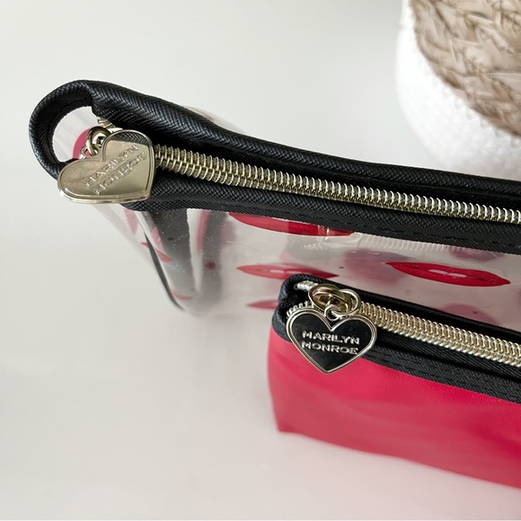 Marilyn Monroe Cosmetic Bag Set - Picture 4 of 5